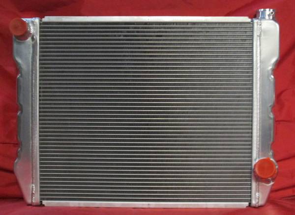 Auto City Classic - Universal Cross Flow GM Style Aluminum Radiator 26" X 19" SL-059B-MT