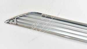 1958 Chevrolet Passenger Cars Rocker Panel Moldings - Image 4