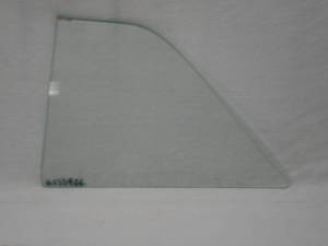 1963-1964 Cadillac Convertible Quarter Glass Q2454T