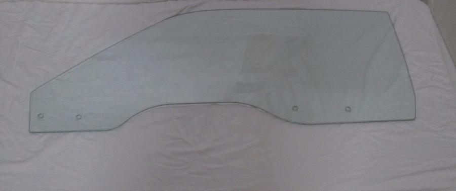 1970-1971 Ford Torino (Fairlane) 2 Door Hardtop Fastback Left Door Glass D4324
