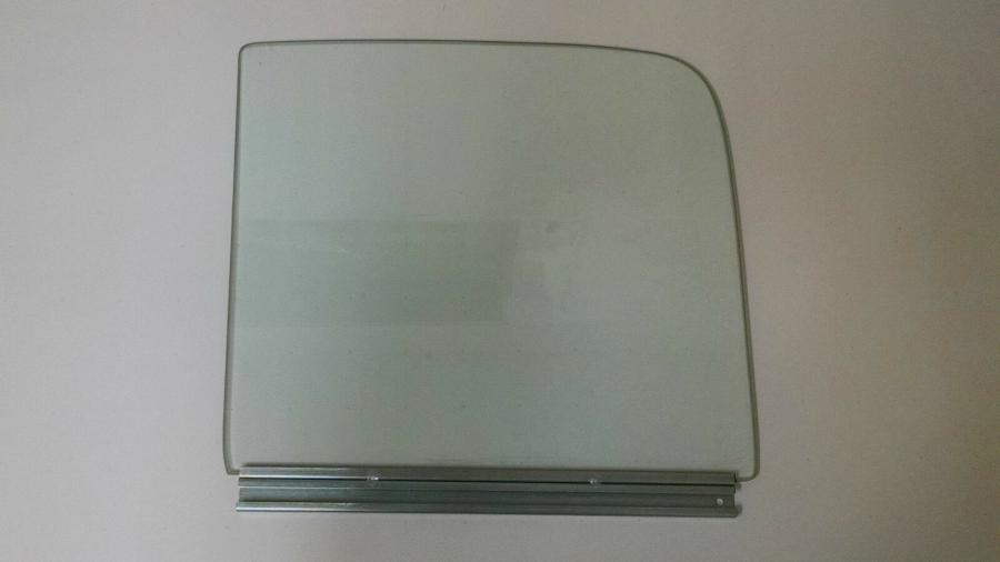 1951-1954 Chevrolet / GMC Cab and Suburban Door Glass in Channel D4377SA