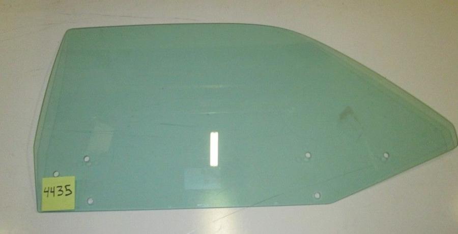 1971-1972 Dodge Dart / 1970-1972 Plymouth Valiant 2 Door Hardtop Right Door Glass D4435