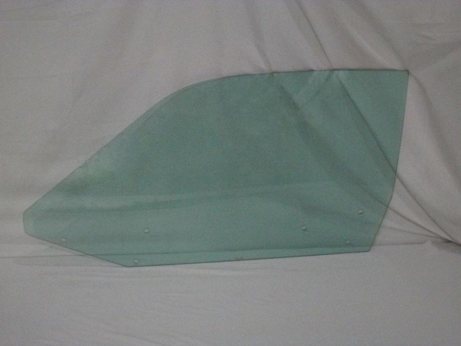 1971-1974 Dodge / Plymouth 2 Door HArdtop and Coupe Left Door Glass D4583