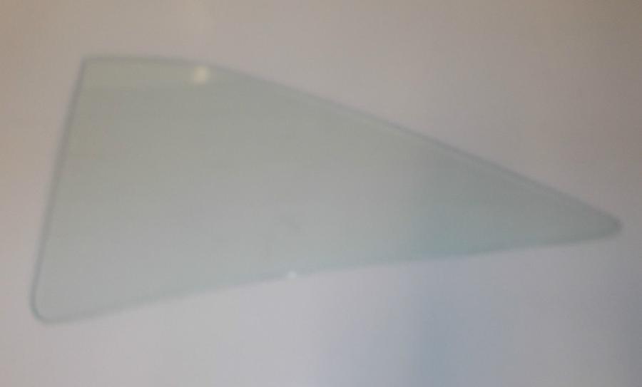 1966-1967 Ford Fairlane / Mercury Comet 2 Door Hardtop Left Quarter Glass Q3544
