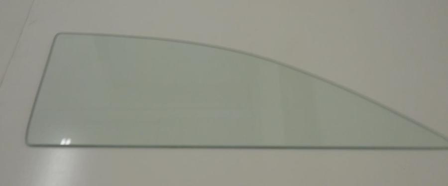 1952-1954 Ford 2 Door Sedan Quarter Glass Q4386
