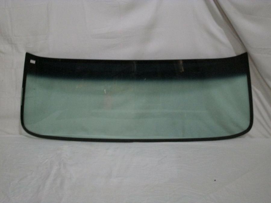 1973-1991 Chevrolet / GMC Pickup, Suburban and Utility Flush Mount Windshield W848NM