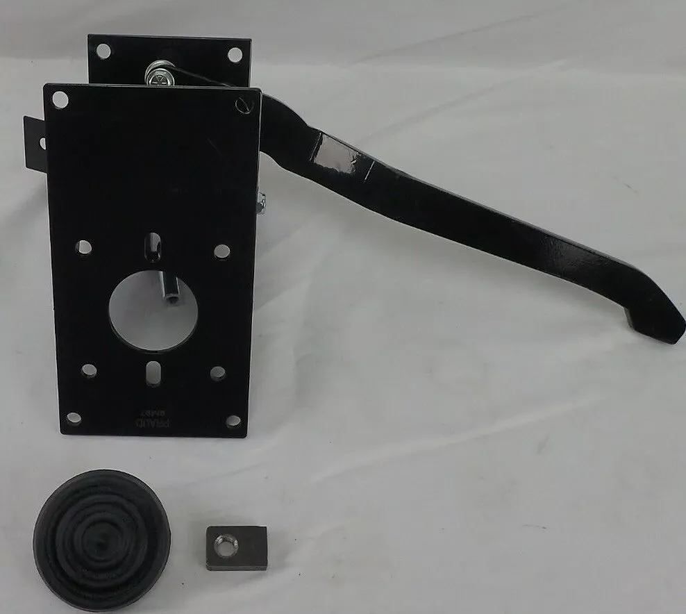 Universal Firewall Mount 90 Degree Under Dash Brake Pedal PED-UNI-90