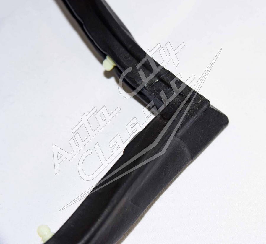 58-1960 Chevrolet Sedan Door Weatherstrip with Clips