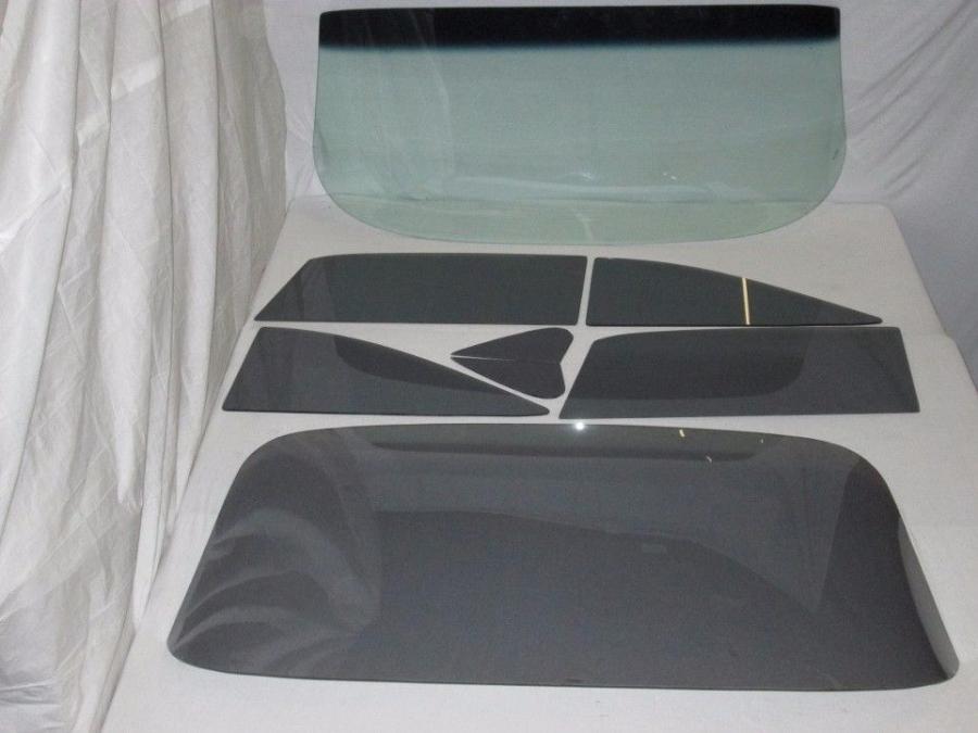 GREEN TINTED W/GREY SIDES