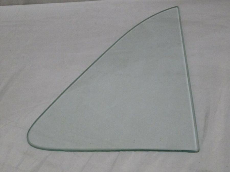 1946-1948 Chrysler / Dodge 4 Door Sedan Rear Vent Glass V2584S
